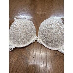 Frederick's Of Hollywood Padded Lace Push Up Bra White Size 34DD Sexy Wedding
